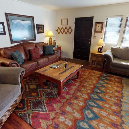 Claim Jumper 8 Townhouse With High Speed Wifi Apartment Red River Luaran gambar