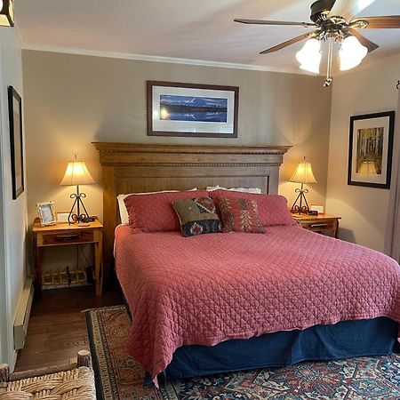 Claim Jumper 8 Townhouse With High Speed Wifi Apartment Red River Luaran gambar
