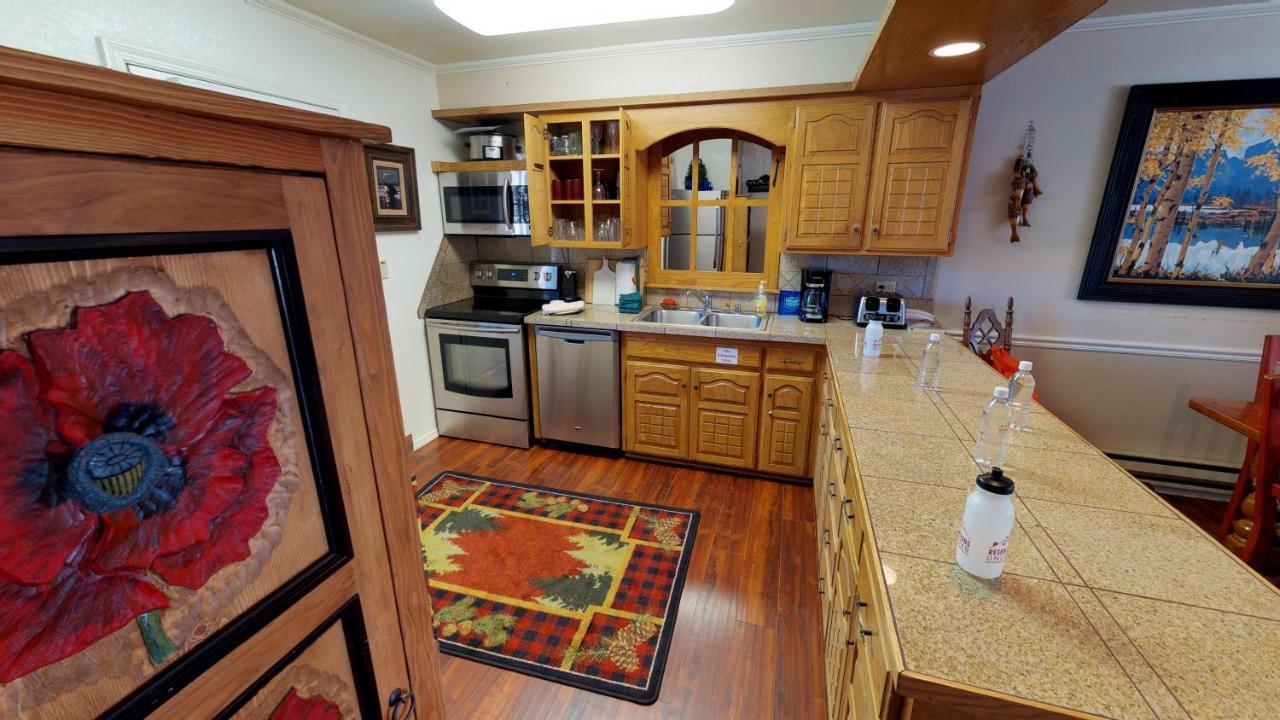 Claim Jumper 8 Townhouse With High Speed Wifi Apartment Red River Luaran gambar
