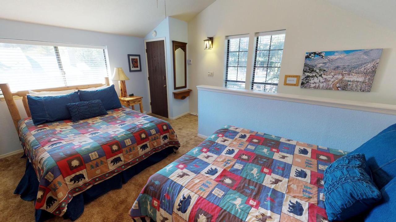 Claim Jumper 8 Townhouse With High Speed Wifi Apartment Red River Luaran gambar