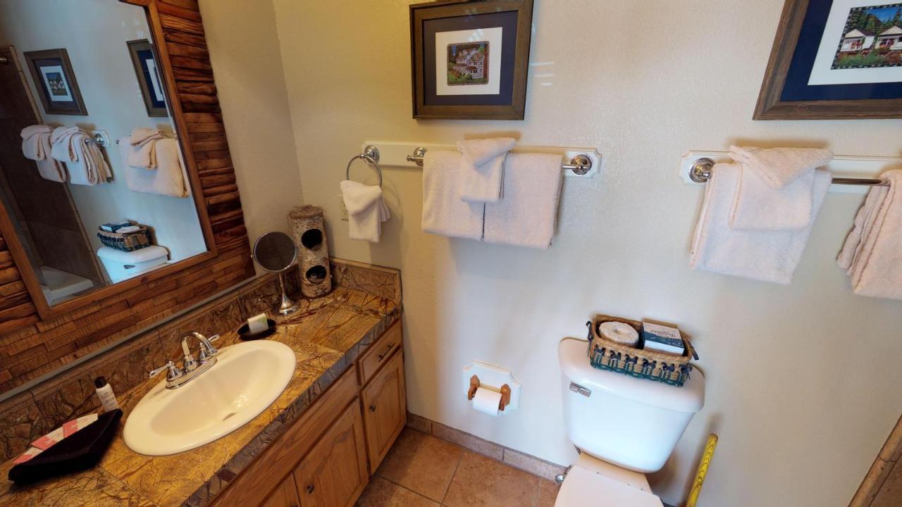Claim Jumper 8 Townhouse With High Speed Wifi Apartment Red River Luaran gambar